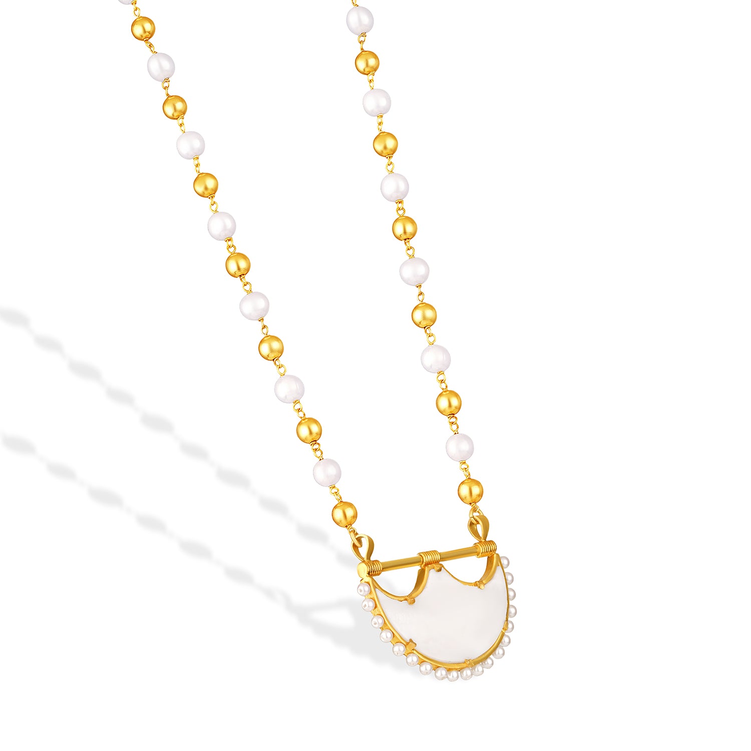 The Nacre Moissanite Suite
