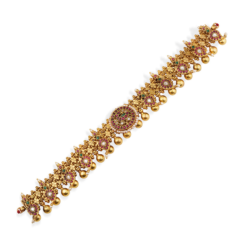 The Kundan Pearl Medallion