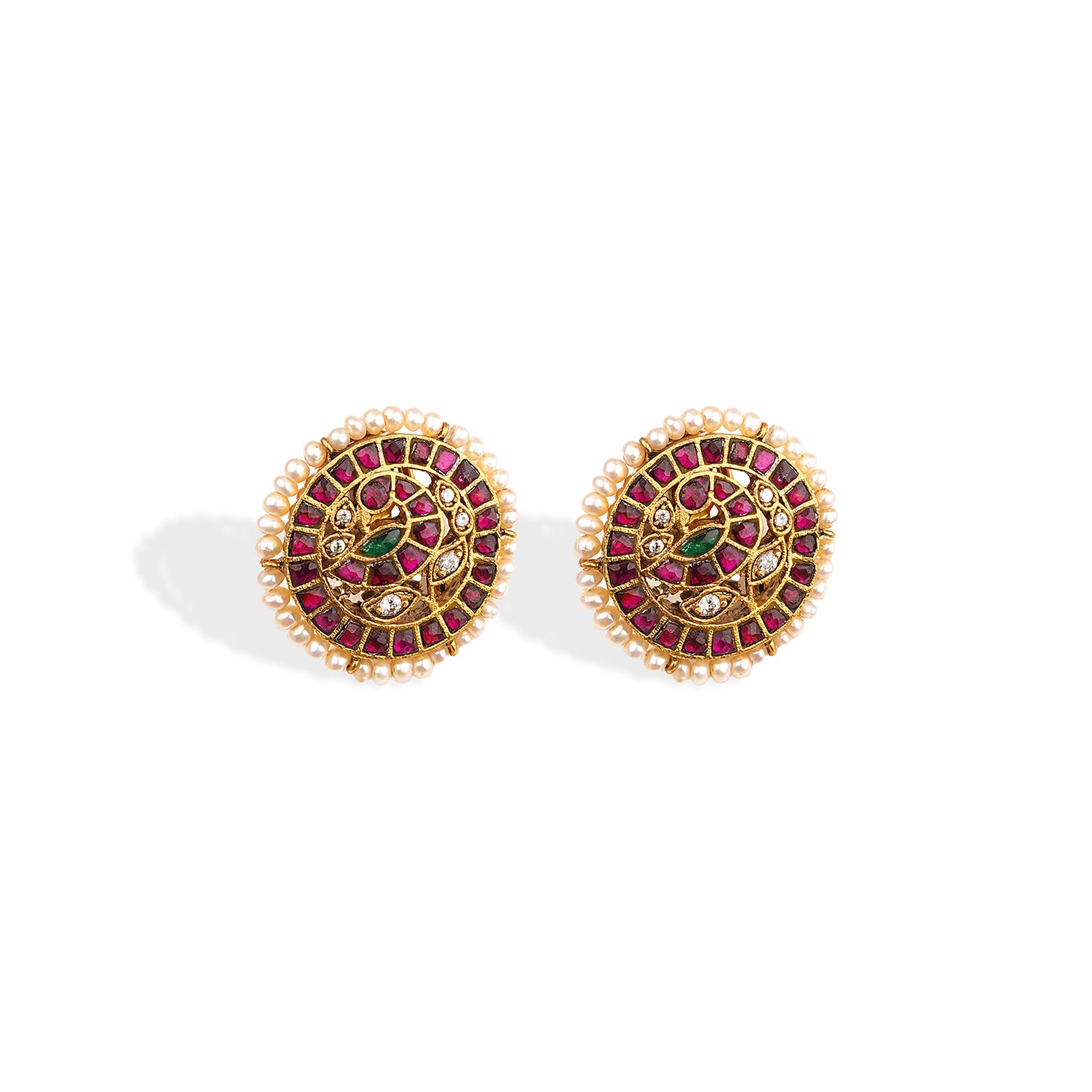 The Kundan Pearl Medallion
