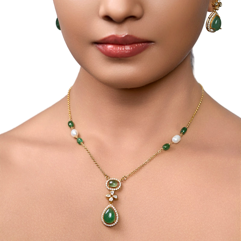 The Emerald Galaxy Collar