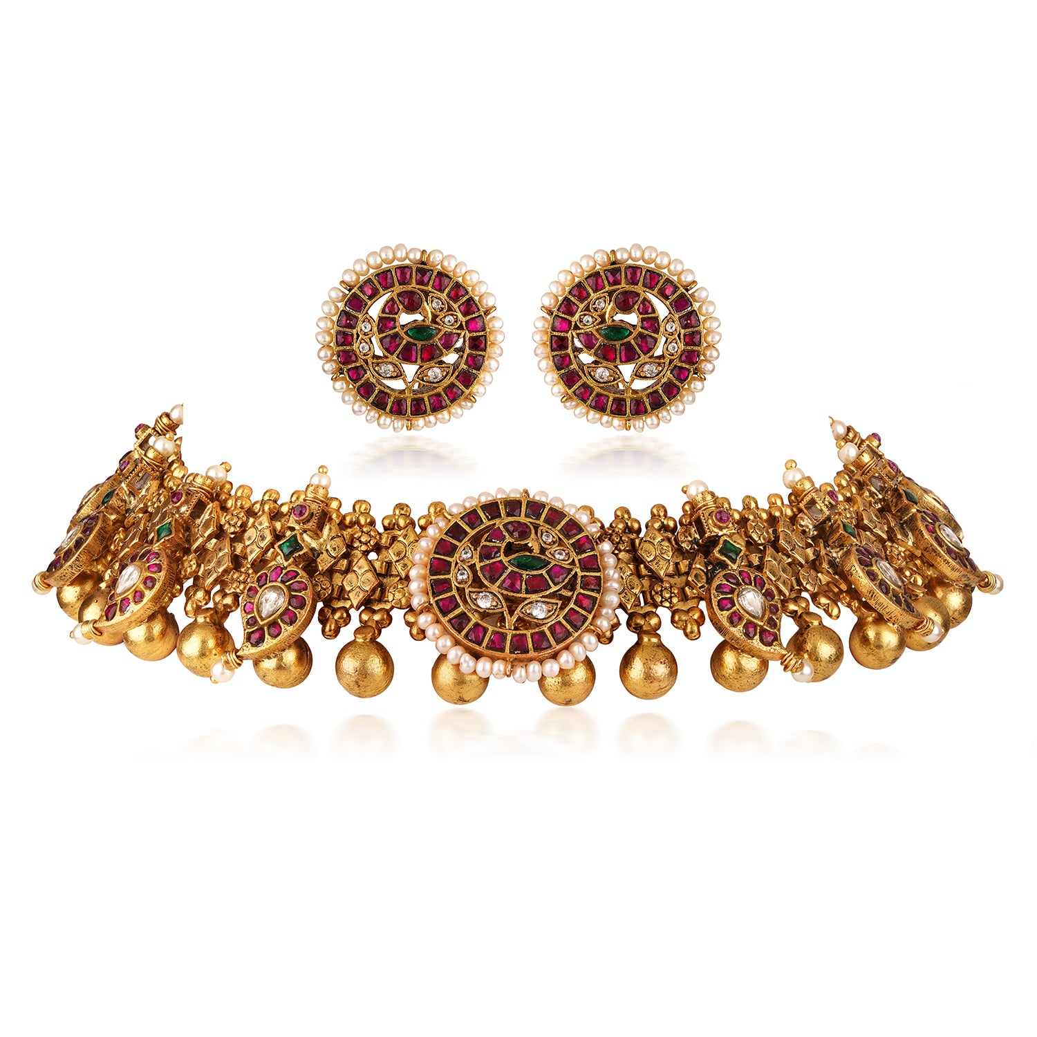 The Kundan Pearl Medallion