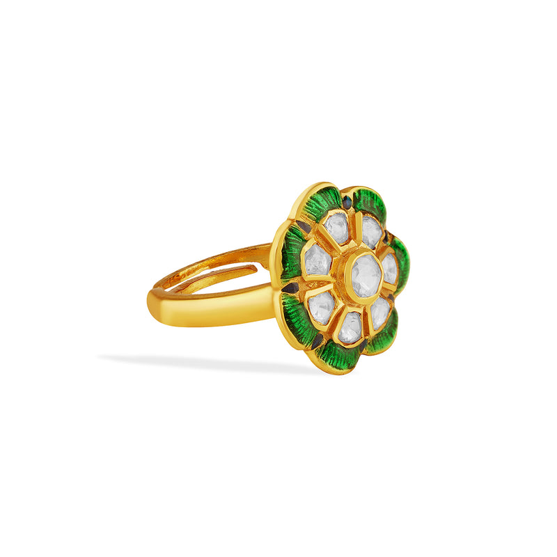 The Verdant Moissanite Band