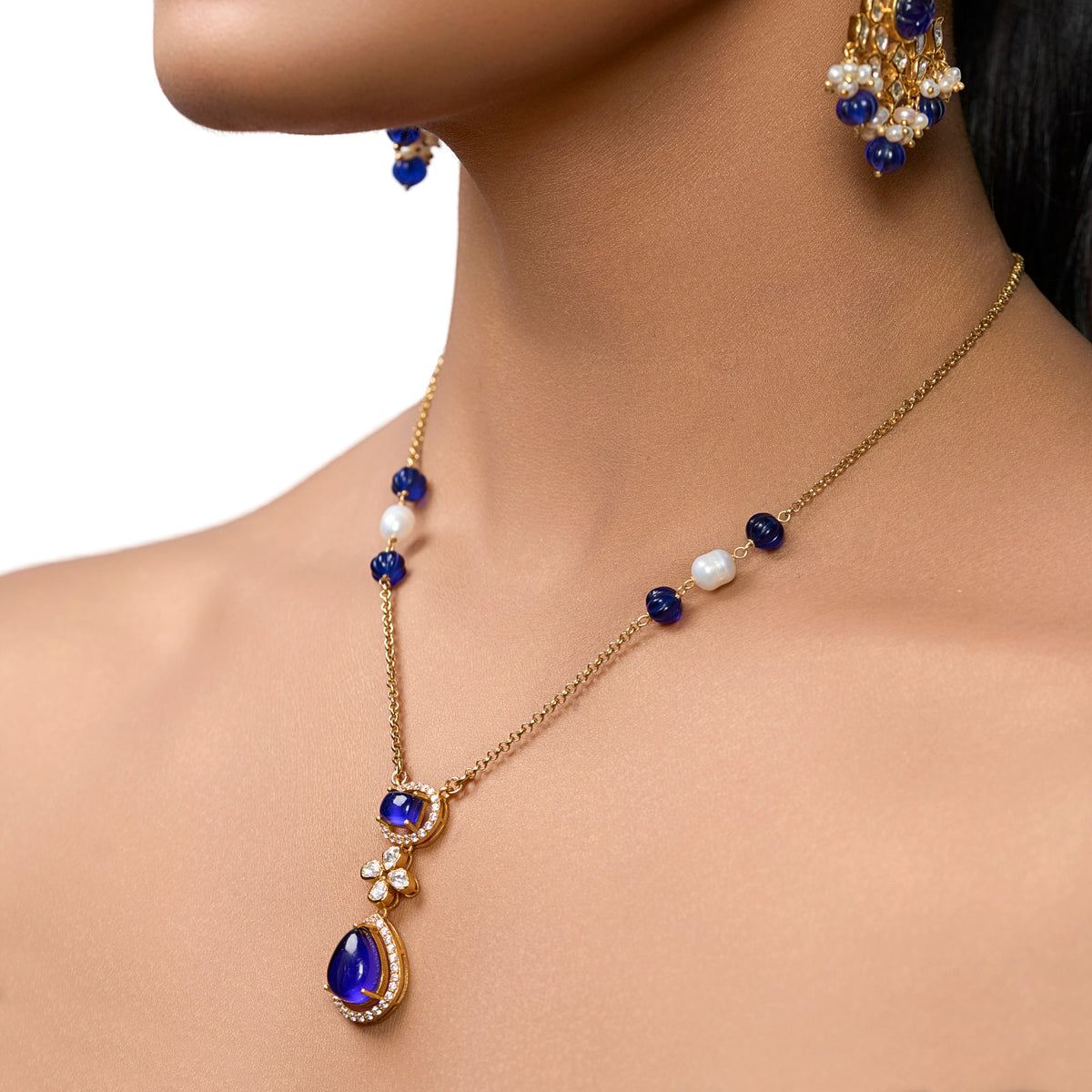 Pendent Set
