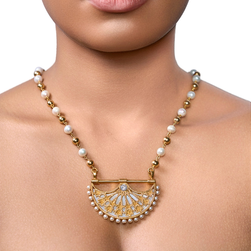 The Nacre Moissanite Suite