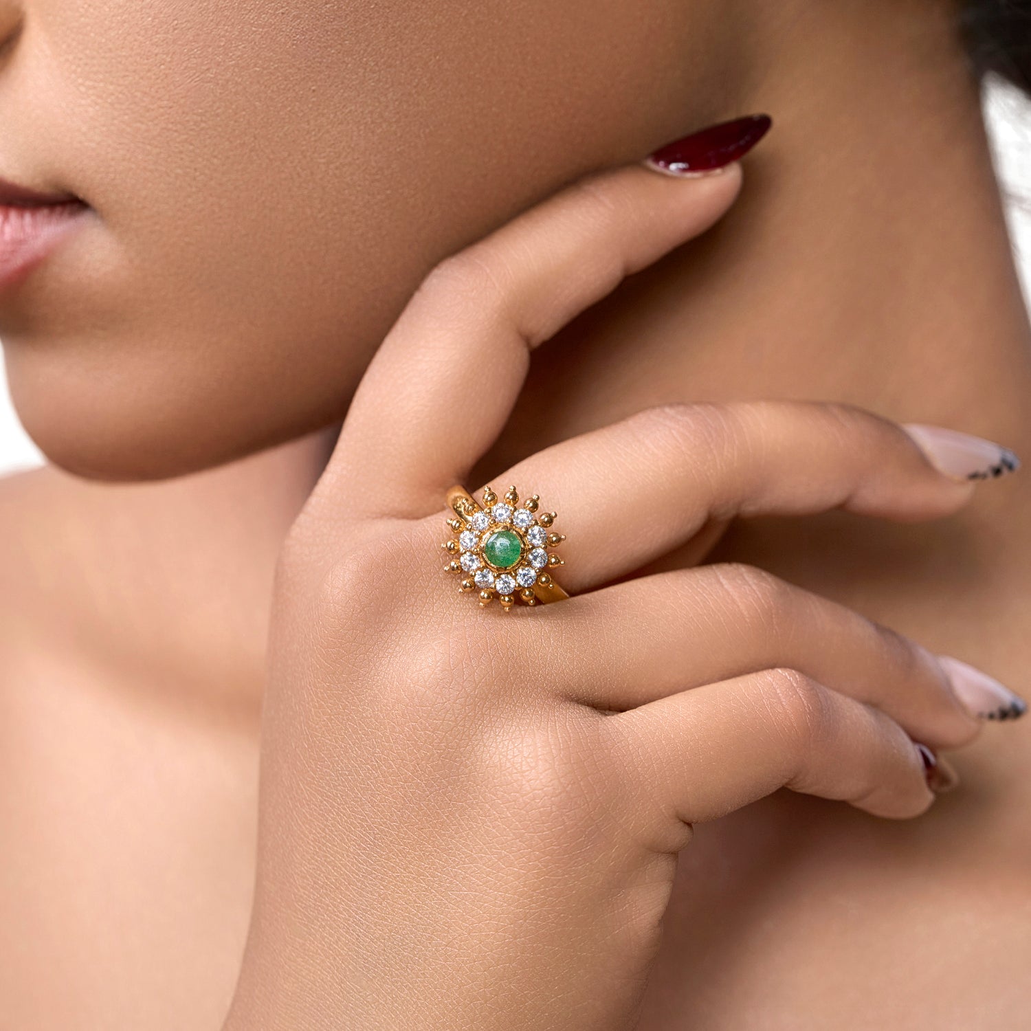 The Royal Ivy Emerald